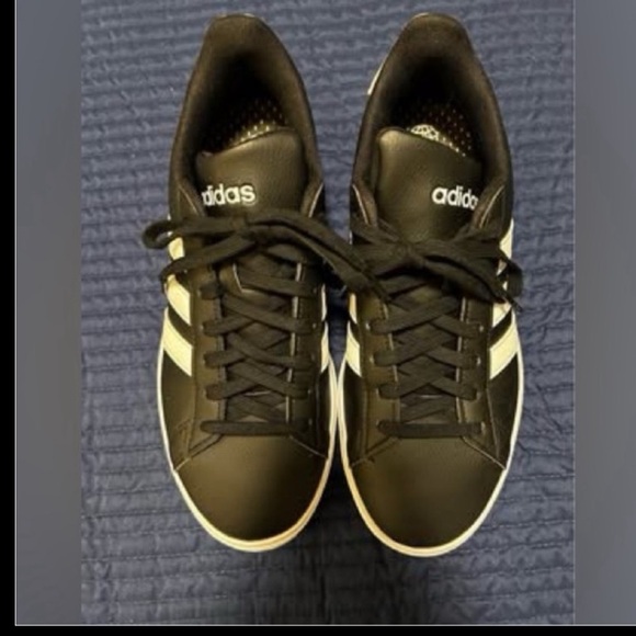 Adidas leather court sneakers!!! - Picture 9 of 10